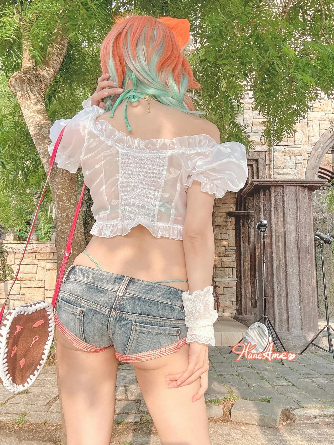 雨波_HaneAme – NO.191 2023年05月新品订阅4套视频-Hololive Takanashi Kiara [37P]插图8